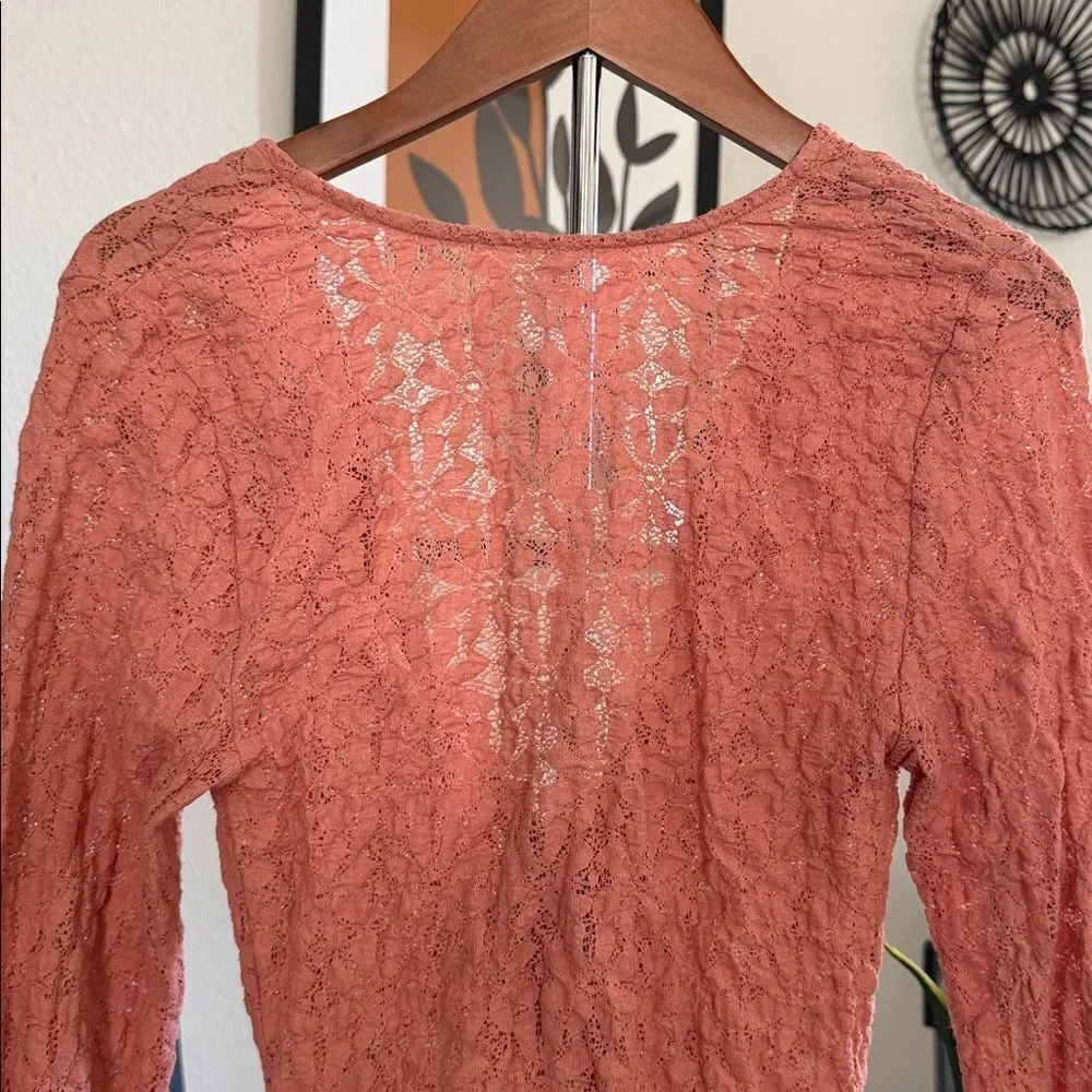 NWOT Free People Lilah Lace Long Sleeve Coral Lace Top Boho Retro Cropped Fitted
